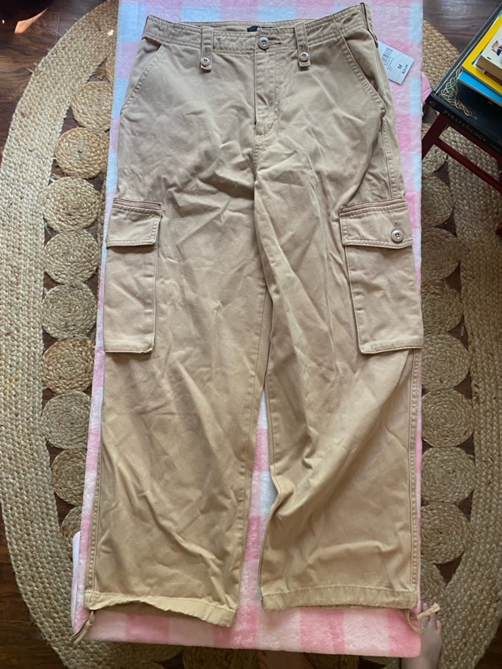 Forever 21 khaki cargo pants nwt